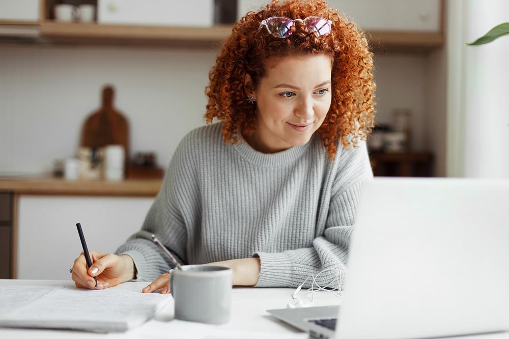home-buyer-researching-mortgage-lender