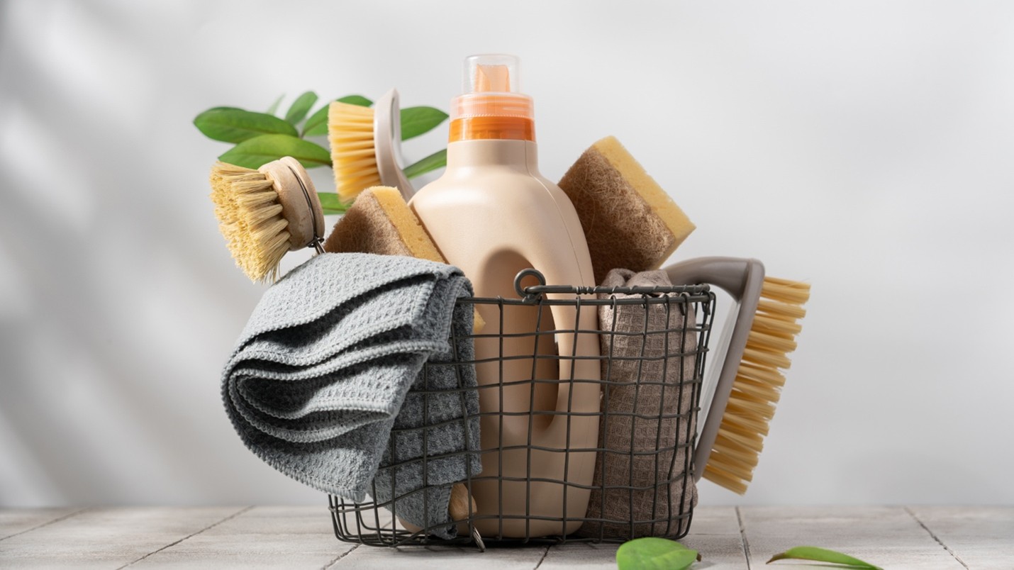 ultimate-spring-cleaning-checklist-busy-homeowners