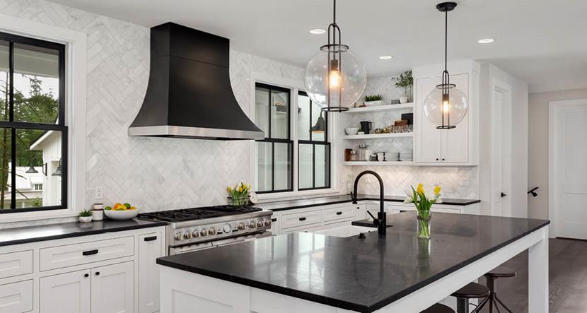 black-white-kitchen-interior-pendant-lighting
